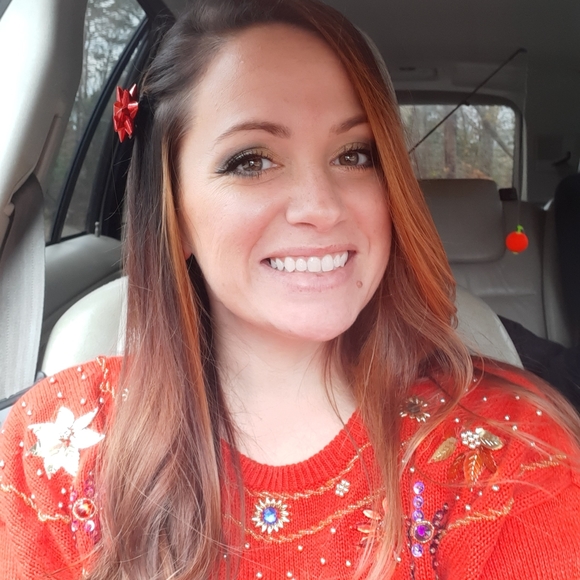 Meet your Posher, Johnna - Picture 1 of 3